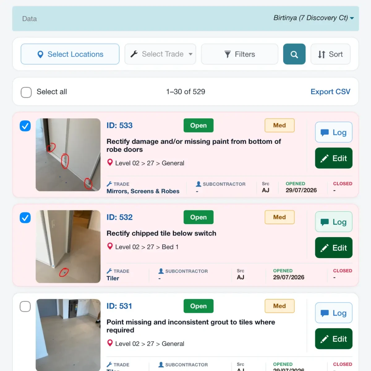 Select and close multiple building defects with InspectaMate’s bulk management tools. Selecting multiple building defects for bulk close-out in InspectaMate software